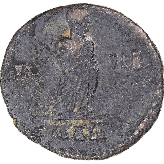 minca, 
  
  Divus Constantius I. 
  
  Follis
